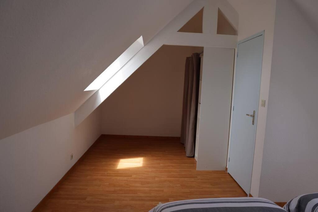 Logement Au Centre Du Conquet Exteriör bild