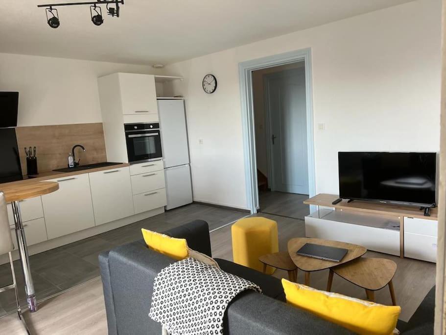 Logement Au Centre Du Conquet Exteriör bild